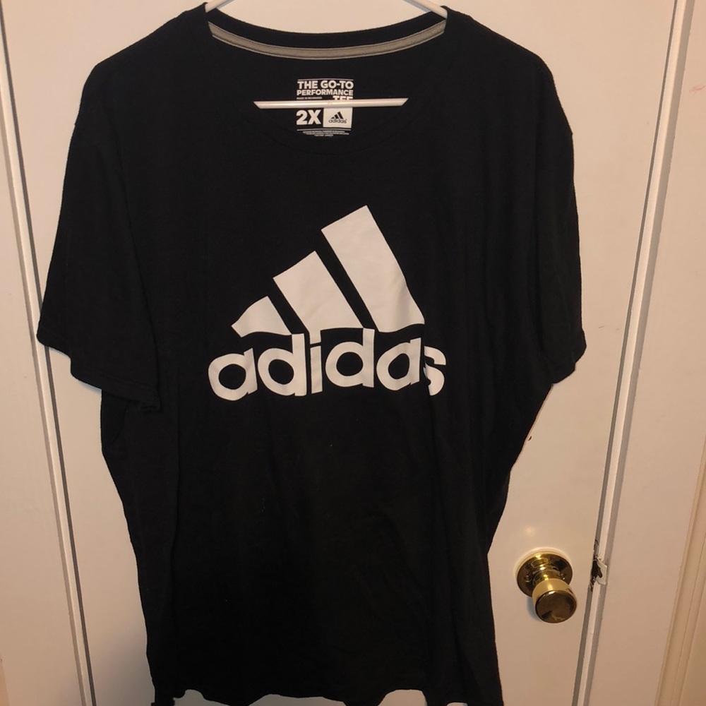 Addis’s tee